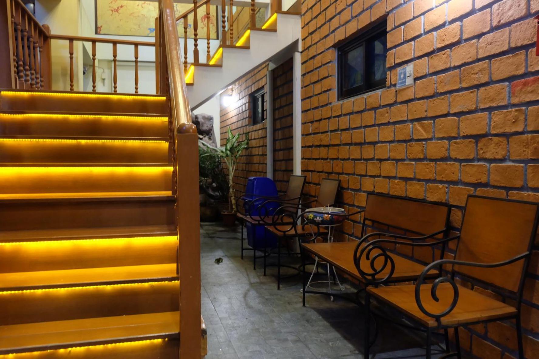 Siri Poshtel Bangkok Hostel Eksteriør bilde