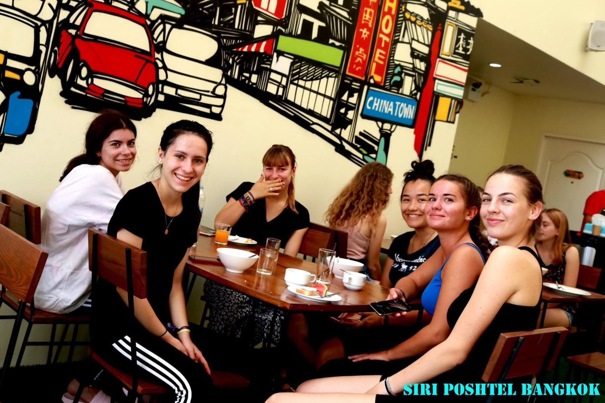 Siri Poshtel Bangkok Hostel Eksteriør bilde
