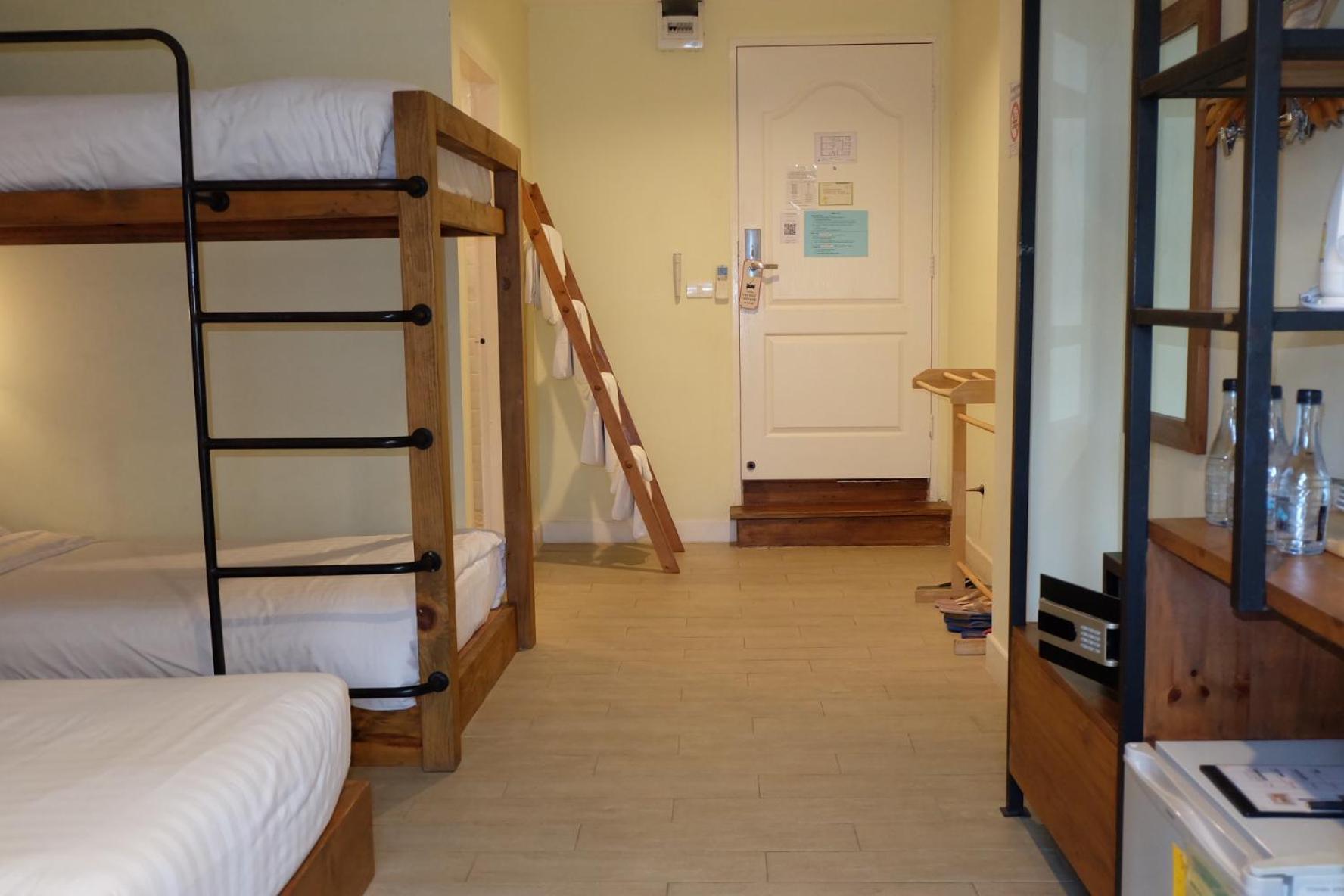 Siri Poshtel Bangkok Hostel Rom bilde