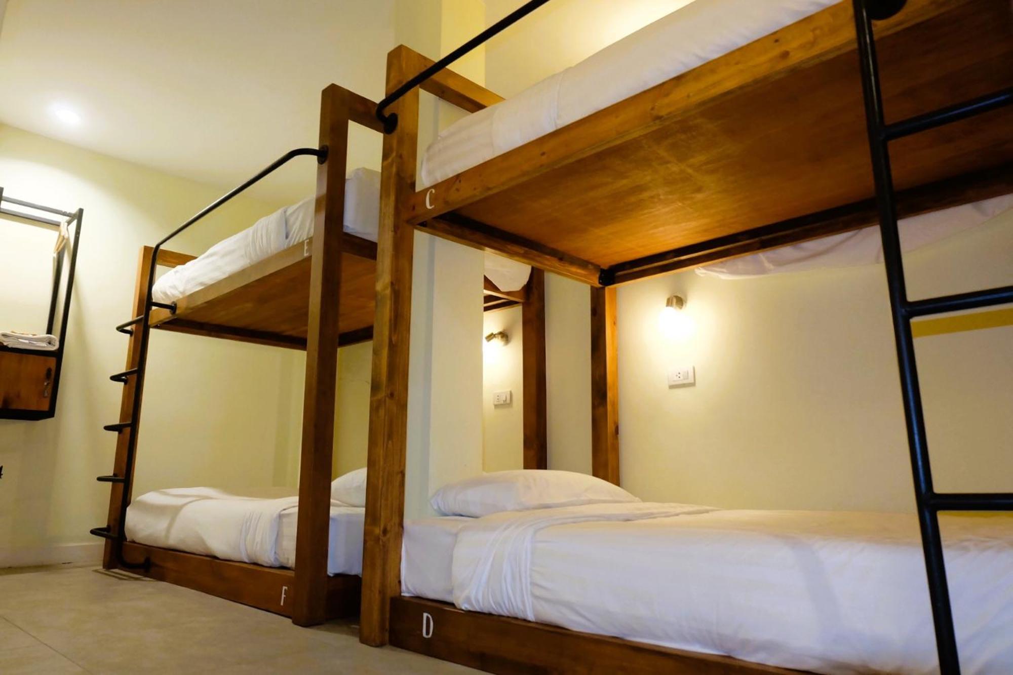 Siri Poshtel Bangkok Hostel Rom bilde